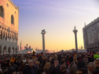 Crowded square with view of the Doge's Palace